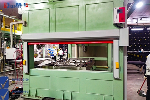 无需动手，西朗快速门自动开启让工厂进出更智能