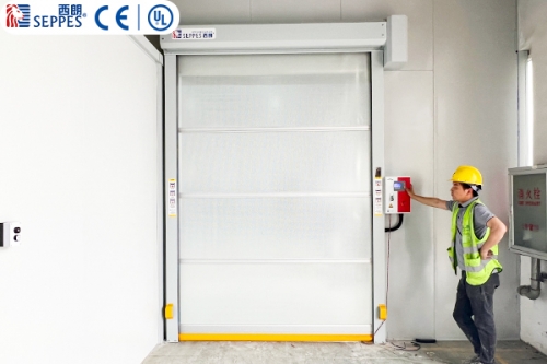 行业观察：PVC快速门多少钱？快速门市场需警惕过分低价陷阱，权威认证保障长效运行