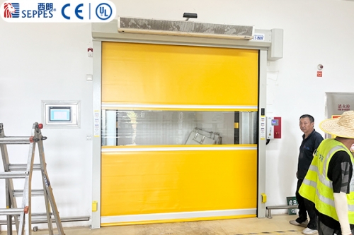 小门洞大升级！杭州养生堂车间缓冲间安装西朗快速门，替换平开门