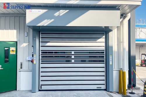 物流要提速，环境需守护，西朗涡轮硬质快速门让制造业厂区进出更顺畅