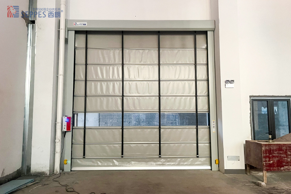 波发特电子车间大门安装西朗堆积快速门