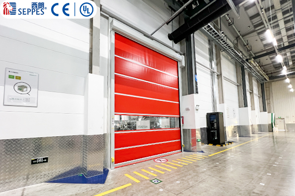 舍弗勒工厂AGV联动快速门