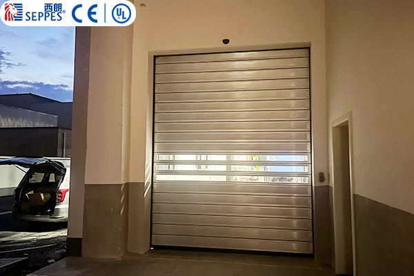 安吉富和家具安装西朗涡轮硬质快速门