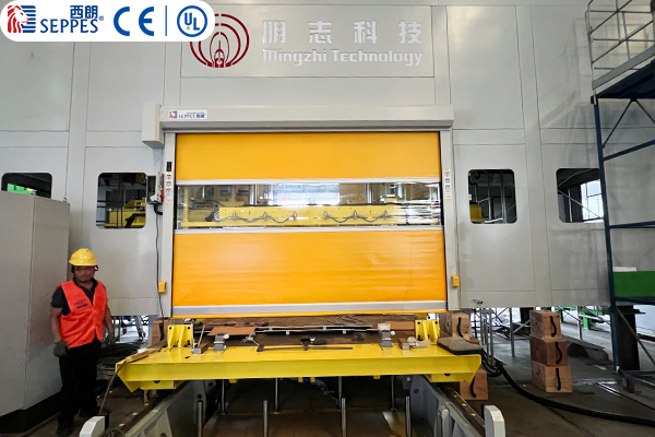 明志科技设备间复购西朗快速门