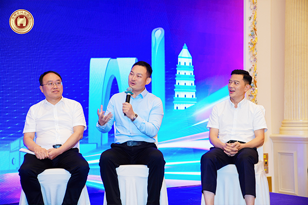 西朗门业董事长杨元嘉建言招商