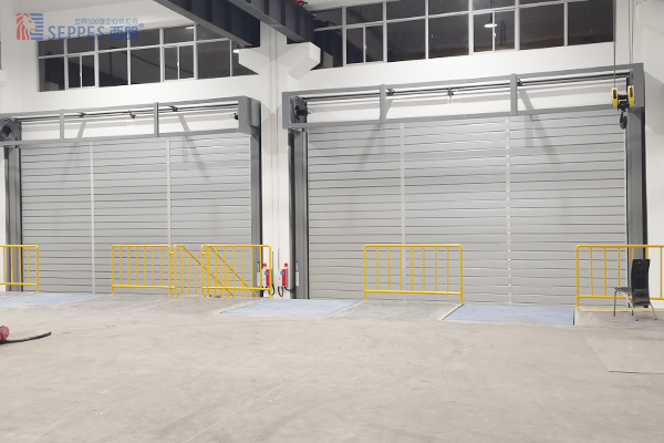 坚永科技物流出货口安装西朗涡轮硬质快速门