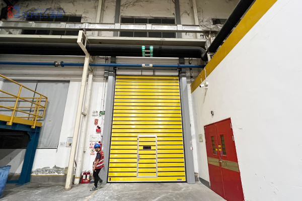 垂直升降涡轮快速门