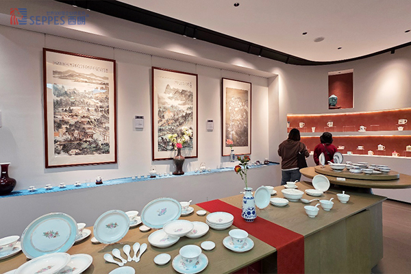 此次活动现场贤福轩陶瓷艺术馆展厅