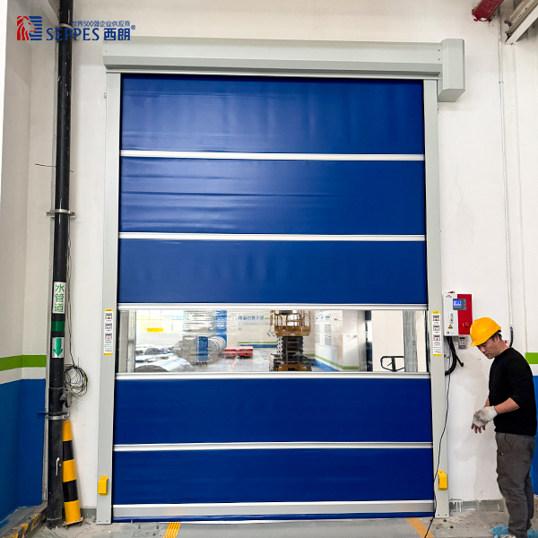 天宇电气车间通道安装西朗快速门