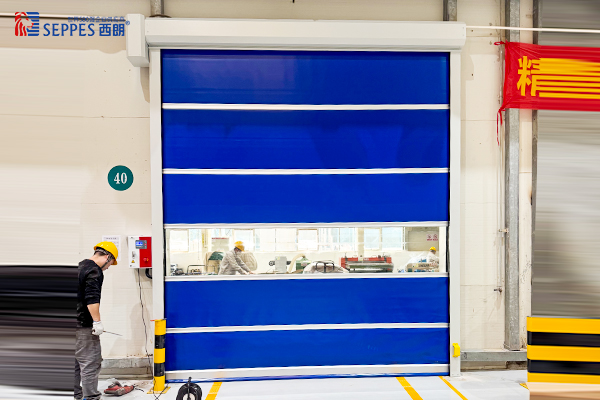 天宇电气车间通道安装西朗快速门