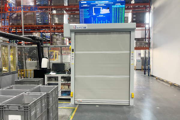 麦格纳汽车系统安装西朗快速门