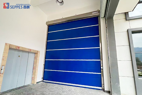 宁波博硕精密安装西朗快速门和硬质快速门