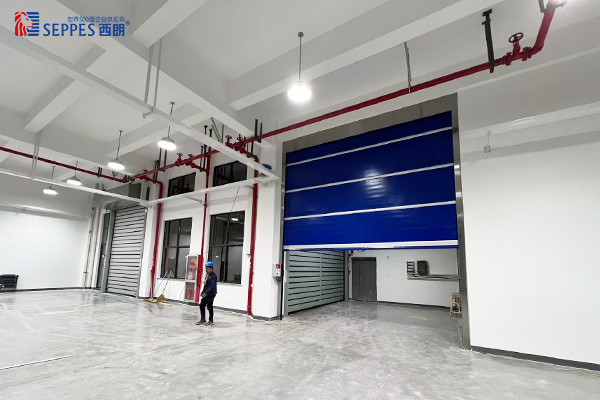 宁波博硕精密安装西朗快速门和硬质快速门