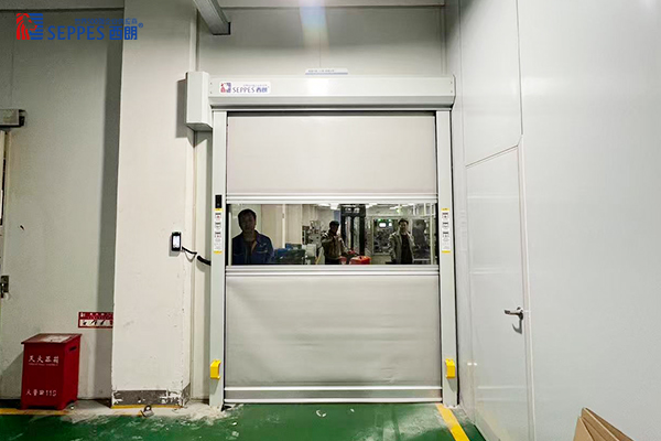 创值工业车间安装西朗快速门