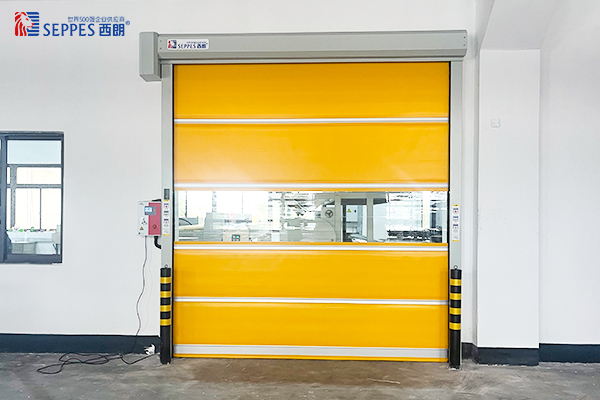 嘉兴新安包装材料车间通道安装西朗快速门