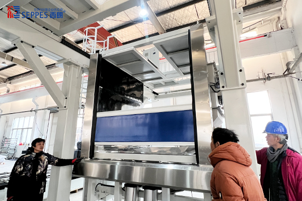 出口印尼+蒙古国的倒装快速门