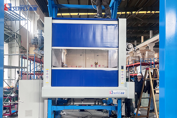 常州百利锂电复购西朗倒装快速门